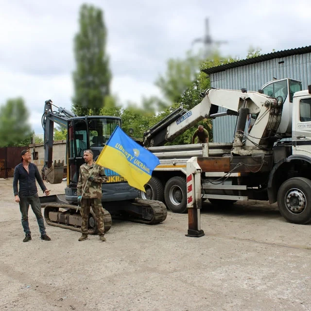 Що передали бригаді “Азов” від “Сталевого фронту” Ахметова